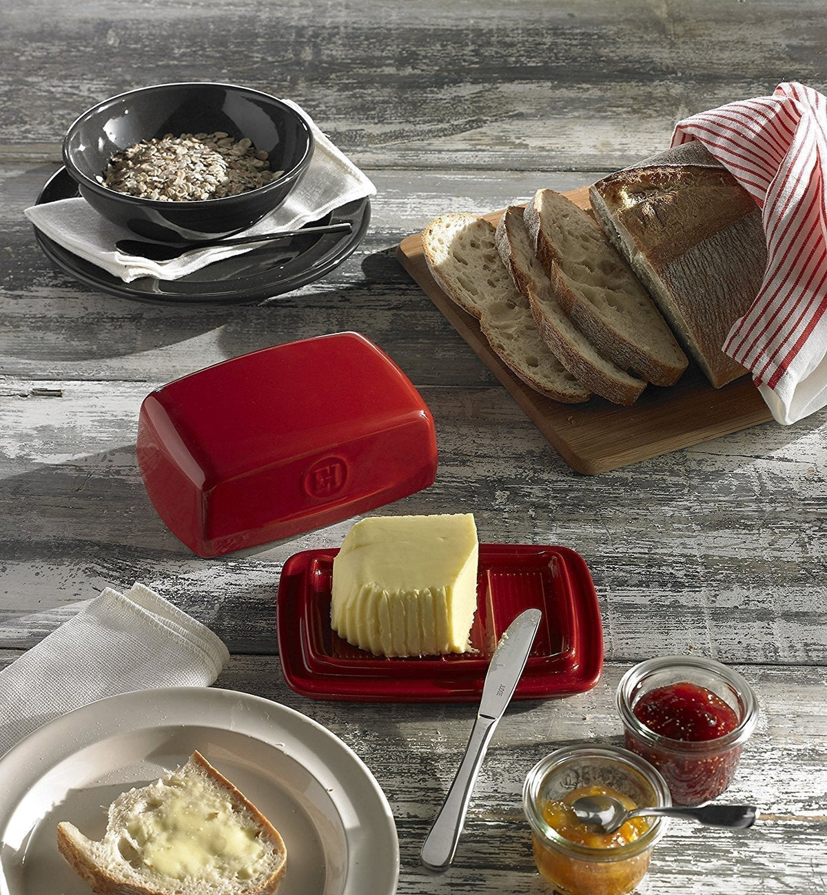 Emile Henry - 0.5 L Ceramic Burgundy Butter Dish - 340225