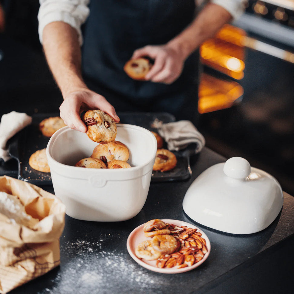 Emile Henry - 2.75 Qt Argile Cookie Jar - 91028755