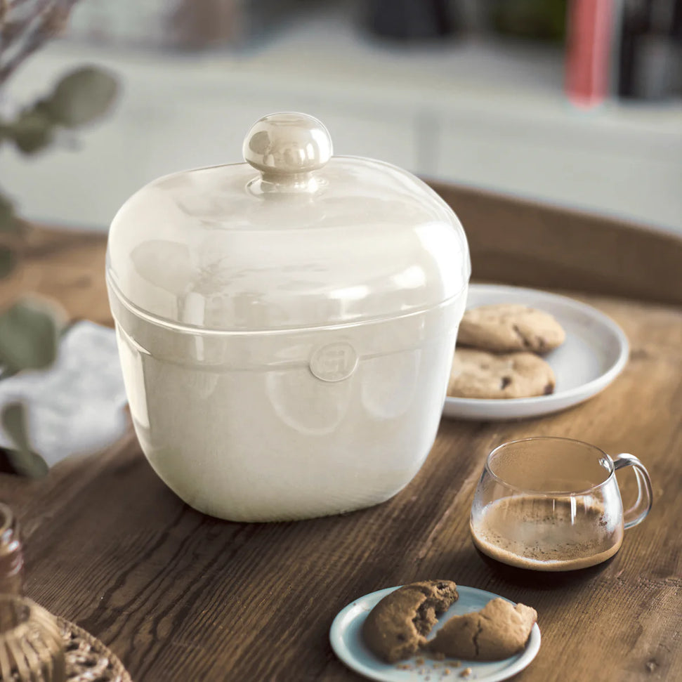 Emile Henry - 2.75 Qt Argile Cookie Jar - 91028755