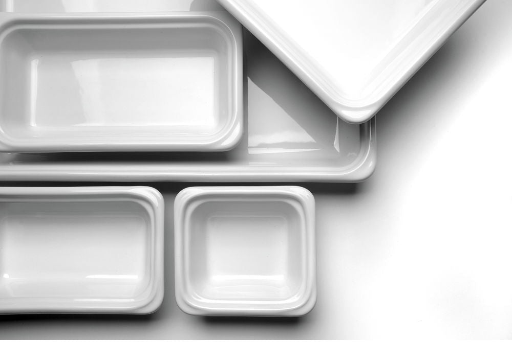 Emile Henry - Chalk White Ceramic Full Size Insert Pan with 6.4 L Capacity - 91053401