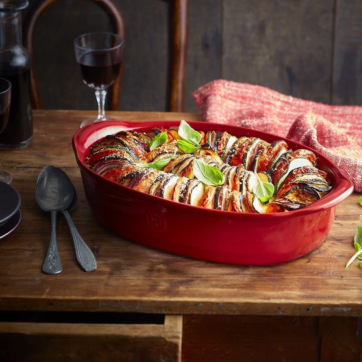 Emile Henry - ULTIME 13.7" x 8.8" Burgundy Oval Baking Dish - 349052