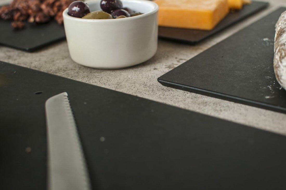 Epicurean - 13.125" × 8.125" Display Rectangles Serving Board, Slate with 1/4" Profile - 020-130802