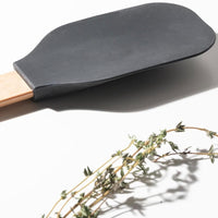 Epicurean - 13.25" Silicone Series Utensils, Large Spoonula, Natural + Black with 1/4" Profile - 023-608010320