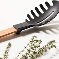 Epicurean - 13.5" Gourmet Series Utensils, Pasta Server, Natural + Black with 1/4" Profile - 016-005010320