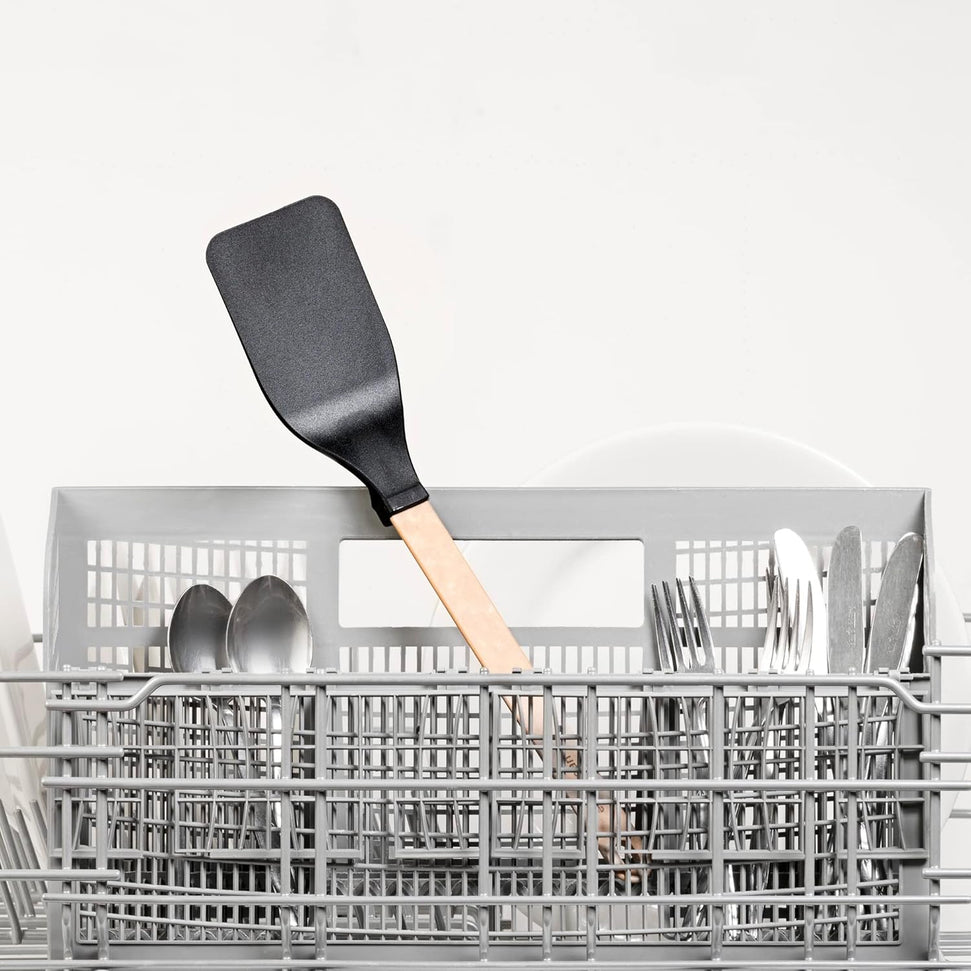 Epicurean - 14.5" Gourmet Series Utensils, Medium Turner, Natural + Black with 1/4" Profile - 016-202010320