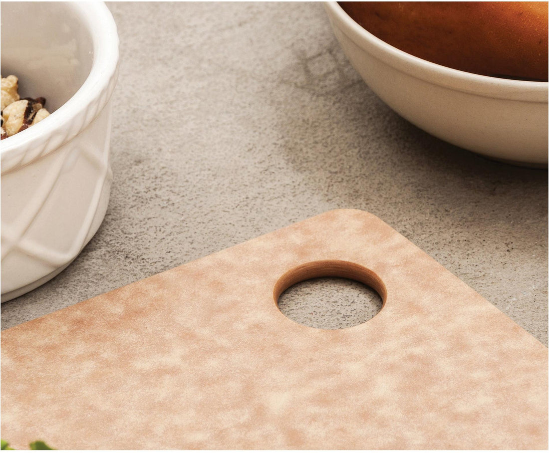 Epicurean - 8" × 6" Kitchen Series Cutting Board, Natural with 1/4" Profile - 001-080601