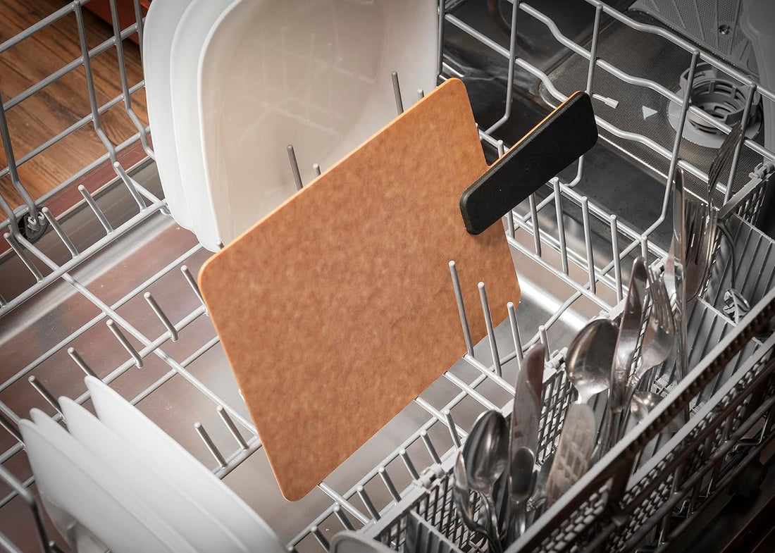 Epicurean - 14" × 7.5" Handy Plus Series Cut & Serve Board, Natural/Slate with 1/4" Profile - 008-S14070102