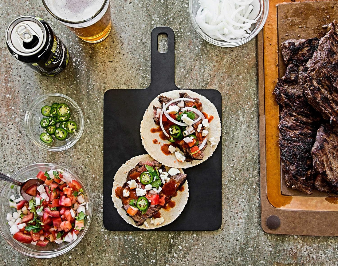 Epicurean - 9" × 7.375" Handy Series Cutting Board with Handle, Slate with 3/16" Profile - 008-090702