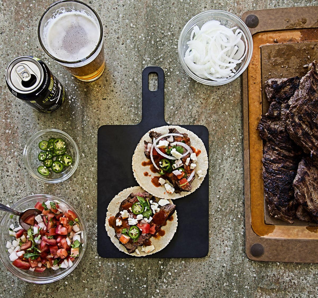 Epicurean - 9" × 7.375" Handy Series Cutting Board with Handle, Slate with 3/16" Profile - 008-090702