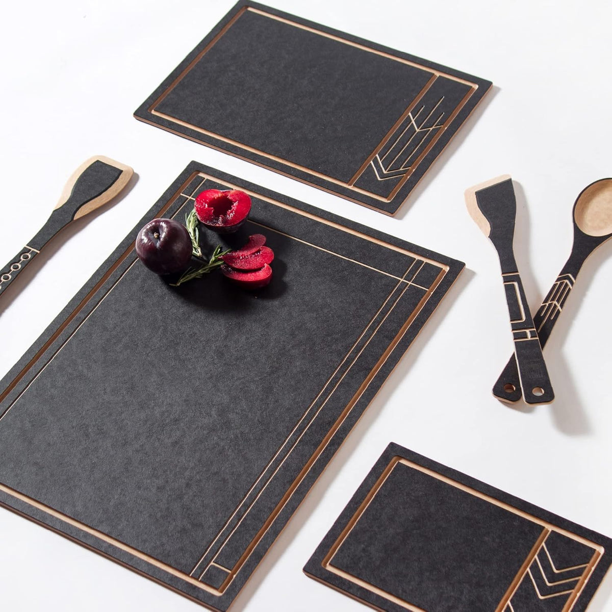 Epicurean - 9.75" × 6.875" Frank Lloyd Wright® Cut & Serve Boards Cutting Board, Slate/Natural with 1/4" Profile - 555-10070201FLW
