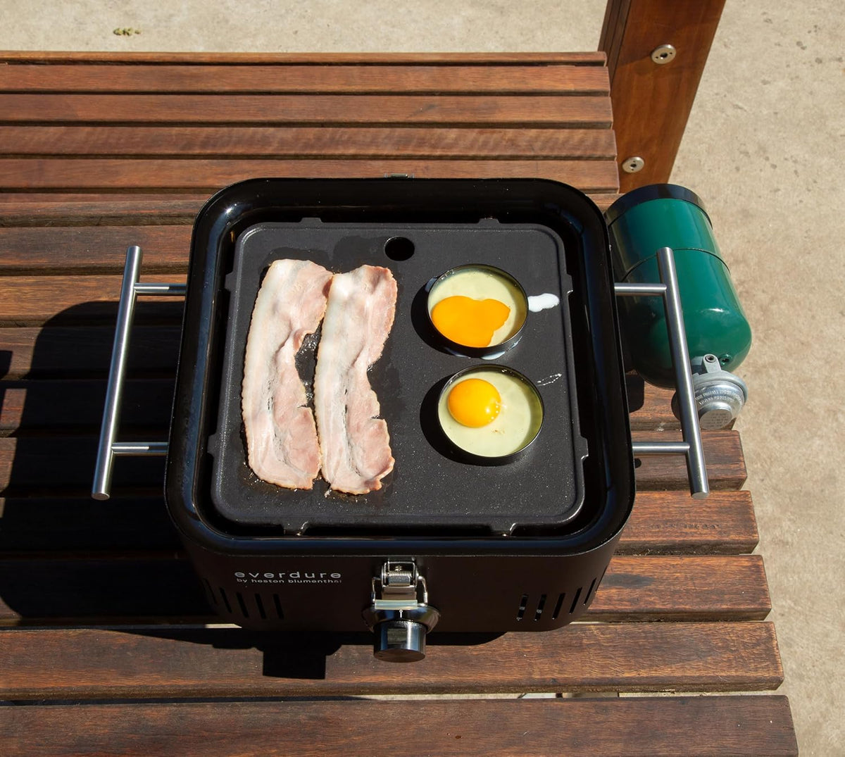 Everdure - Flat Plate/Griddle For Cube Proflame 360 Portable Gas Grill - HBECUBEGPLATE