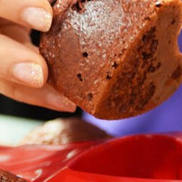Fat Daddio's - 1.93" x 1.02" x 0.43" Silicone 20 Cavities Baking Financier Mold - SMF-025