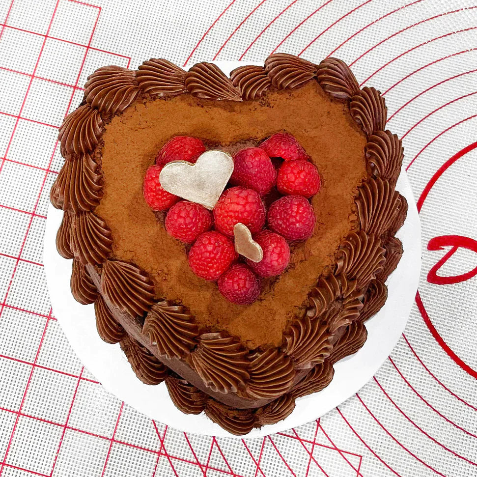Fat Daddio's - 8" x 3" Aluminum Anodized Heart Cake Pan - PHT-83