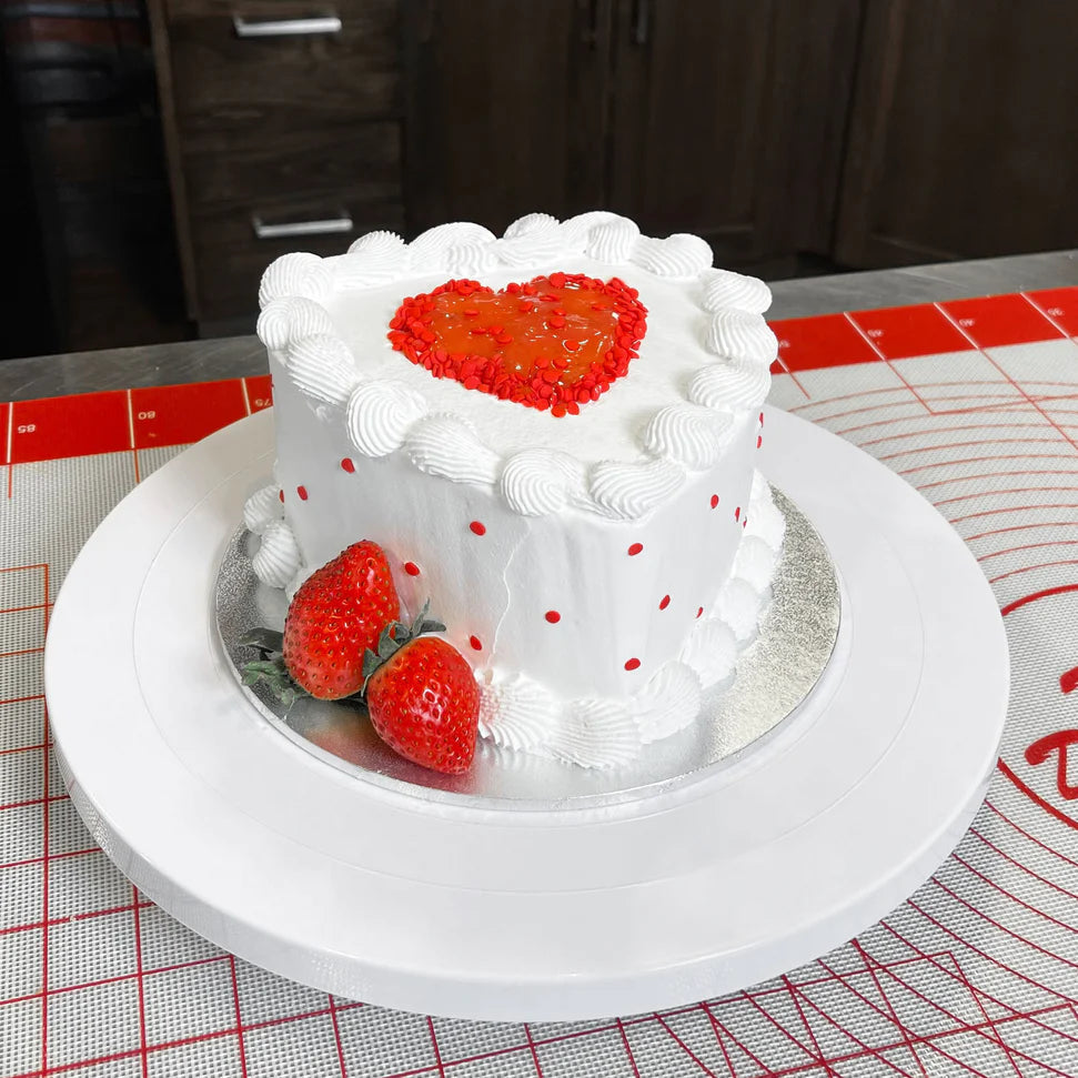 Fat Daddio's - 8" x 3" Aluminum Anodized Removable Bottom Heart Cake Pan - PHT-L83
