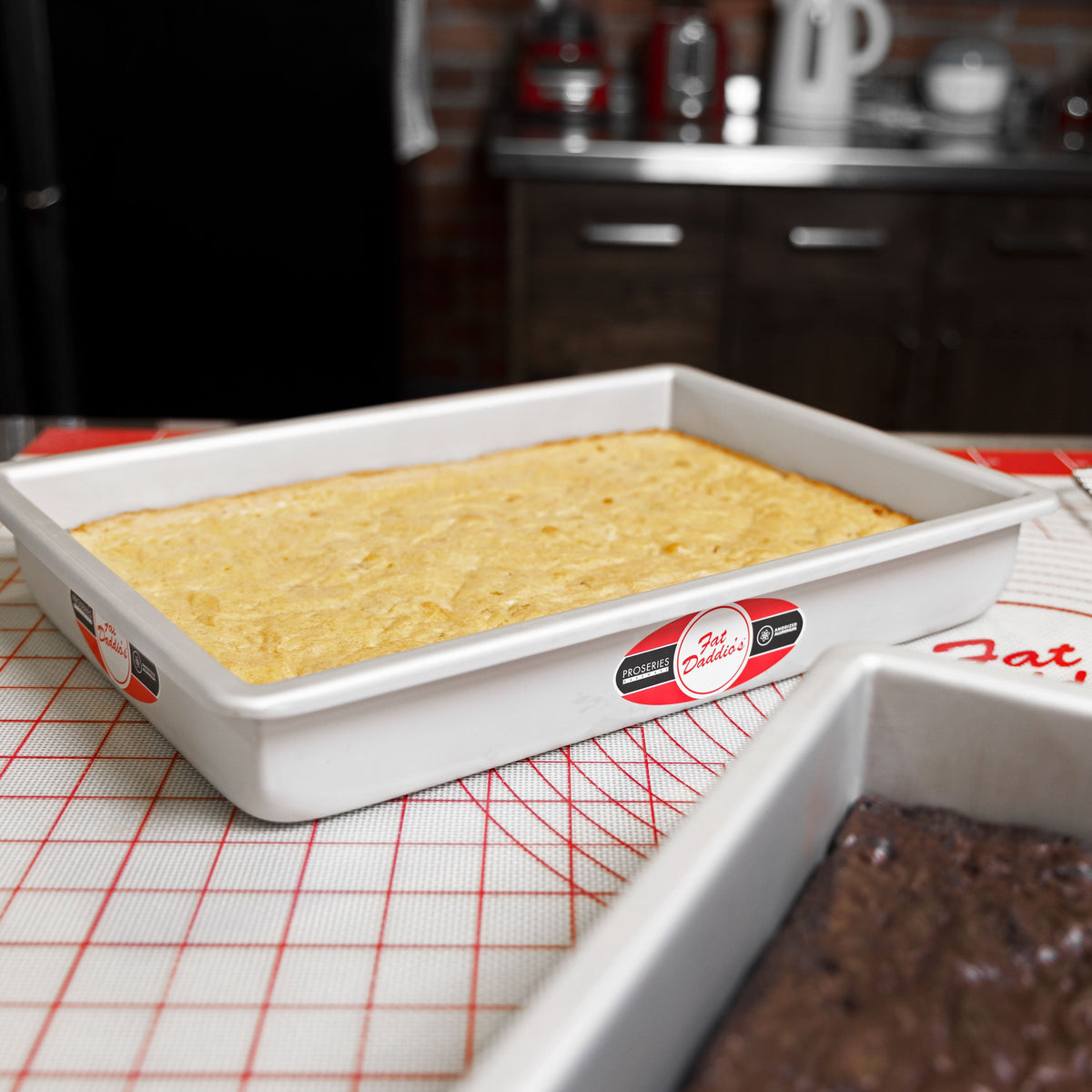 Fat Daddio's - 9" x 13" x 2" Aluminum Anodized Removable Bottom Sheet Cake Pan - POBCC-9132