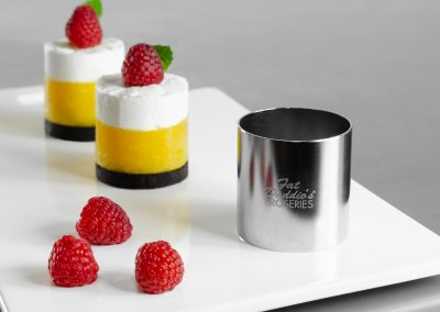 Fat Daddio's - Pro Series 2.75" x 3" Stainless Steel Round Cake & Pastry Rings - SSRD-27530 - DISCONTINUED
