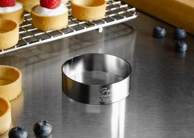 Fat Daddio's - Pro Series 4" x 2.3" Stainless Steel Round Cake & Pastry Rings - SSRD-42375