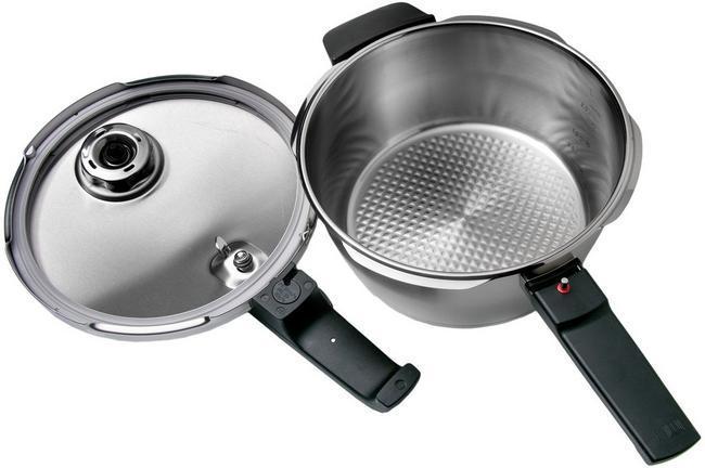 Fissler - 2.6 QT Vitavit Premium Pressure Skillet with Steamer - 622-212-02-0700