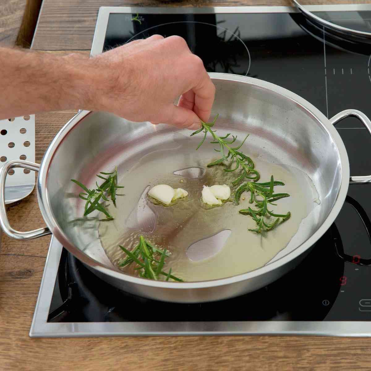 Fissler - 3.2 QT Original-Profi Serving Pan - 084-388-28-1000