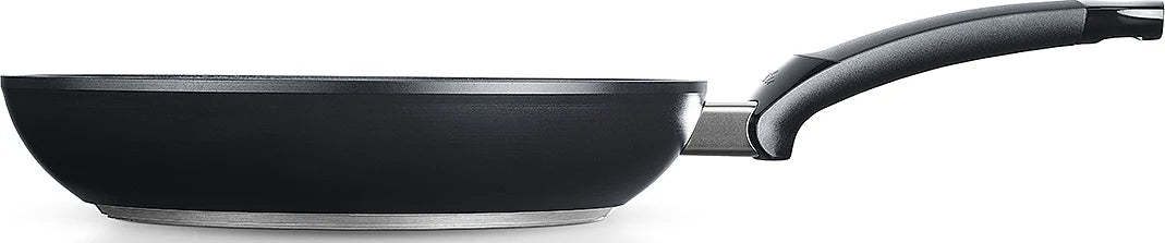 Fissler - Ceratal®Classic 9.5" Orbit Black Ceramic Non-Stick Frying Pan - 157-221-24-1000