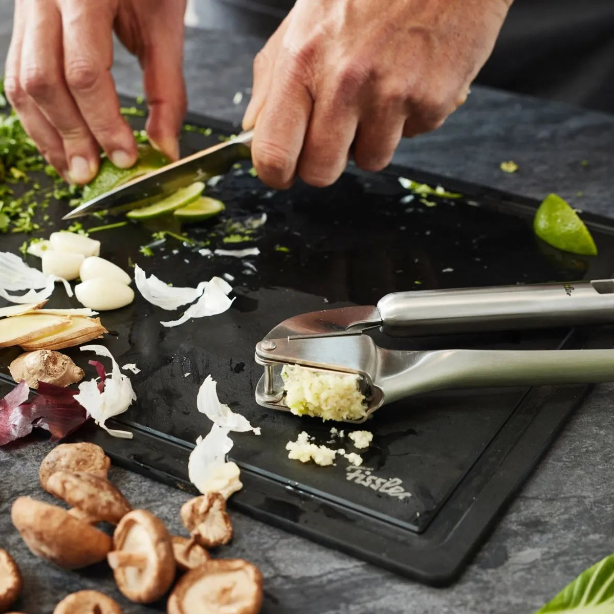 Fissler - Essential Garlic Press - 002-024-03-0000