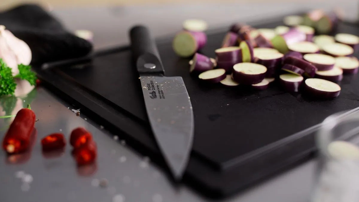 Fissler - ProCut 6.3" Chef’s Knife - 001-019-16-0000