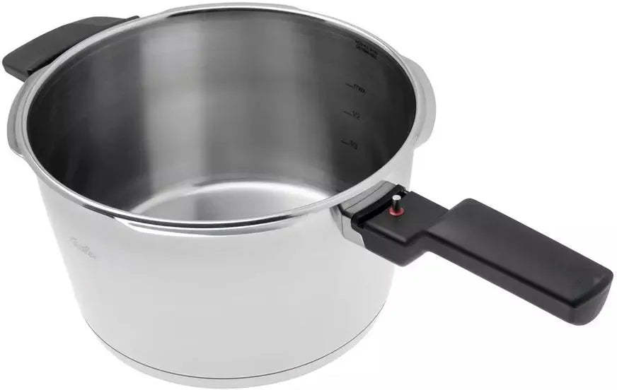 Fissler - Vitaquick®Premium 4.8 Qt Pressure Cooker - 602-410-04-0000