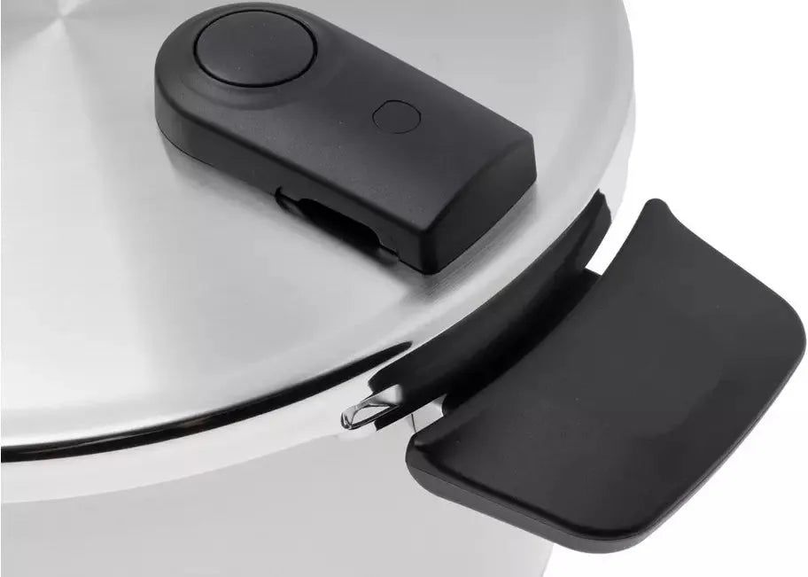 Fissler - Vitaquick®Premium 4.8 Qt Pressure Cooker - 602-410-04-0000