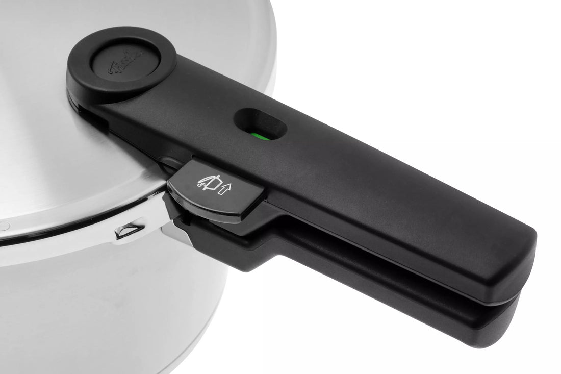 Fissler - Vitaquick® Premium 2 Pcs set, 2.6 Quart Pressure Skillet Set and 4.8 Quart Pressure Cooker - 602-410-11-0000