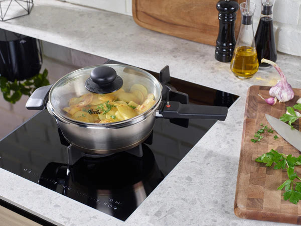 Fissler - Vitavit®Premium 2.6 Qt Pressure Skillet - 622-412-02-0000