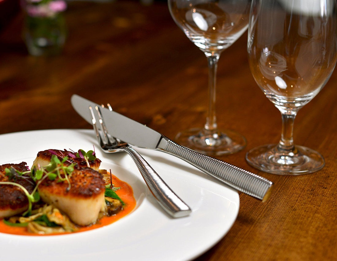 Fortessa - 20 PC Ringo Stainless Steel Flatware Set - 5PPS-103-20PC