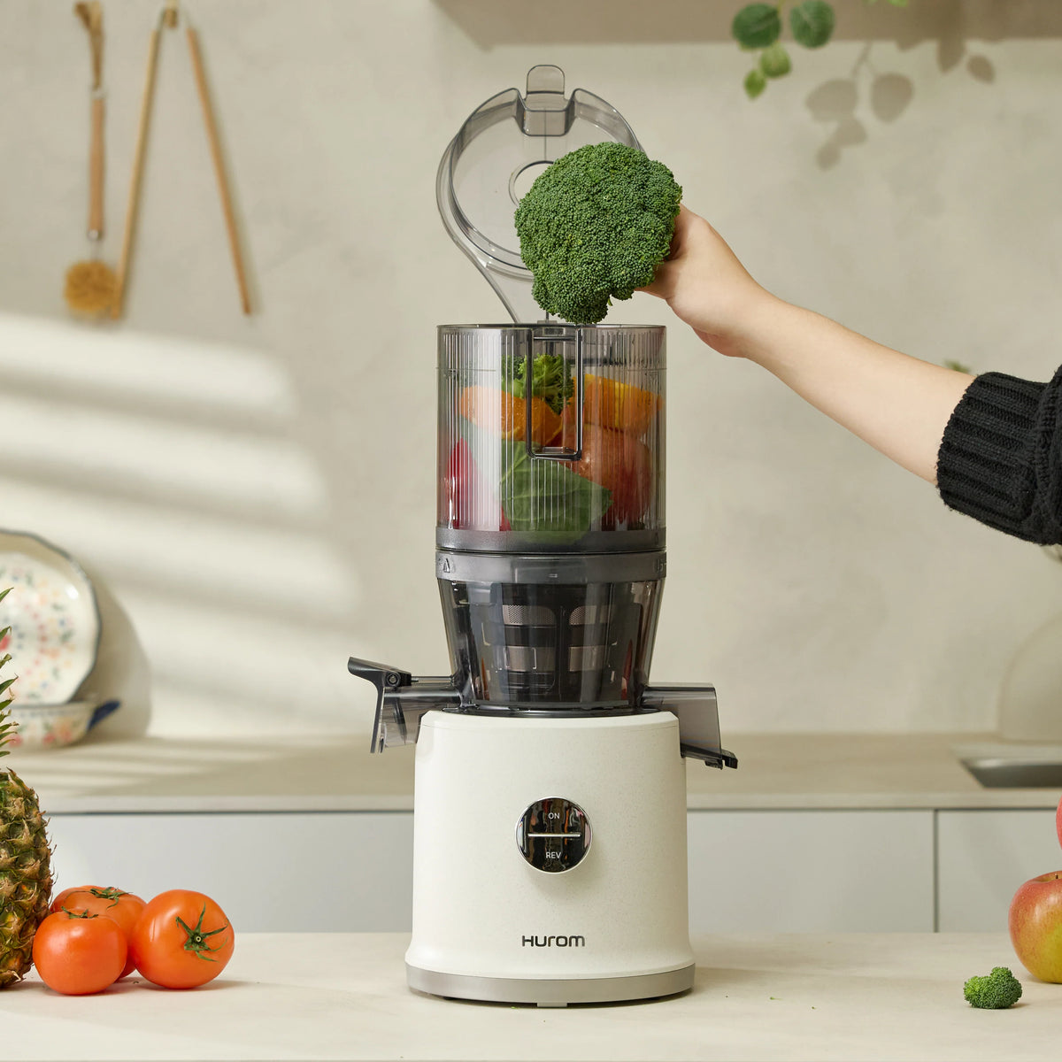Hurom - H80 Marble White Slow Juicer - H80ST-GBS04MV