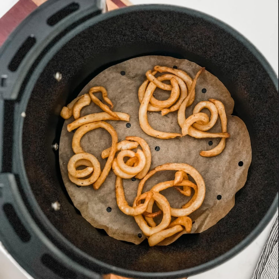 Frieling - 9" Round Air Fryer Liners with Holes, 50 Pc in Box - 6004