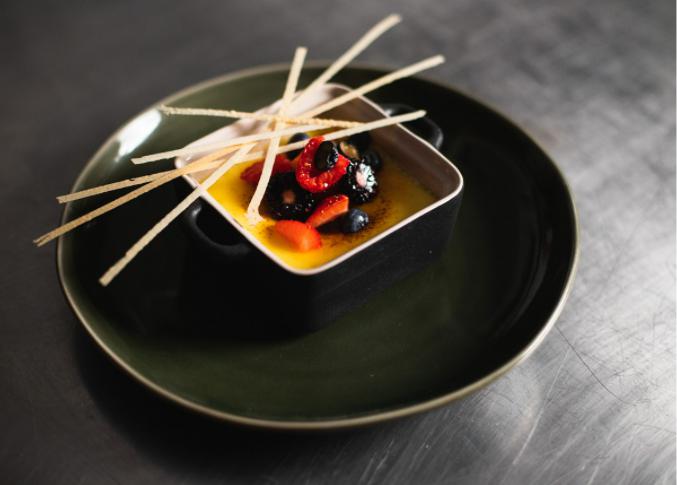 Front Of The House - 8 oz Square Kiln Black Ovenware Dish With Lid, Pack of 12 - DBO136BKC23