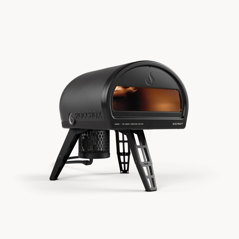 Gozney - Roccbox Outdoor Pizza Oven, 12" Pizza, Propane with wood option - Black - GRPBKUS1615