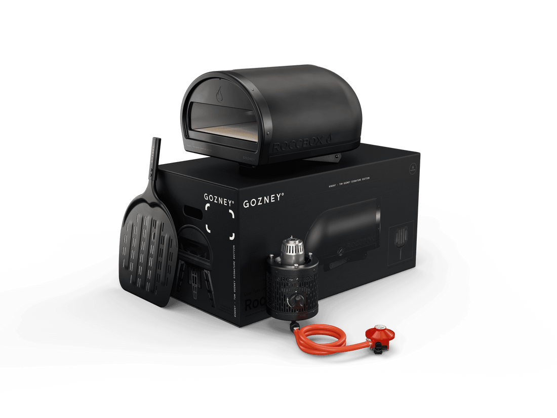 Gozney - Roccbox Outdoor Pizza Oven, 12" Pizza, Propane with wood option - Black - GRPBKUS1615