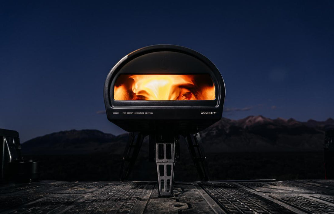 Gozney - Roccbox Outdoor Pizza Oven, 12" Pizza, Propane with wood option - Black - GRPBKUS1615