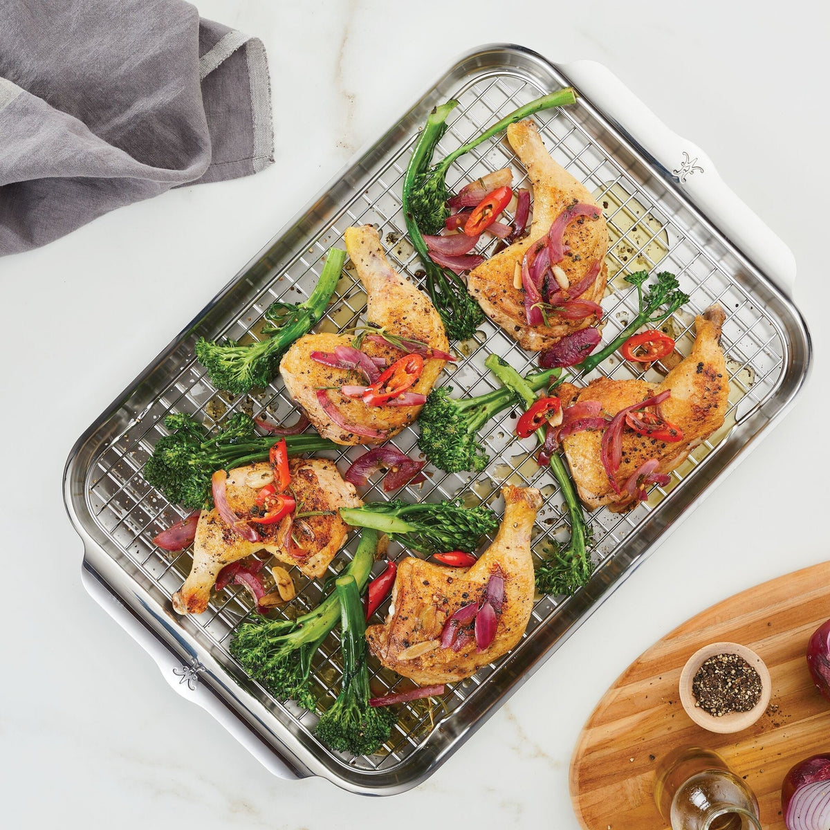 Hestan - 13" x 18" Provisions Ovenbond Clad Half Sheet Pan - 48650-C