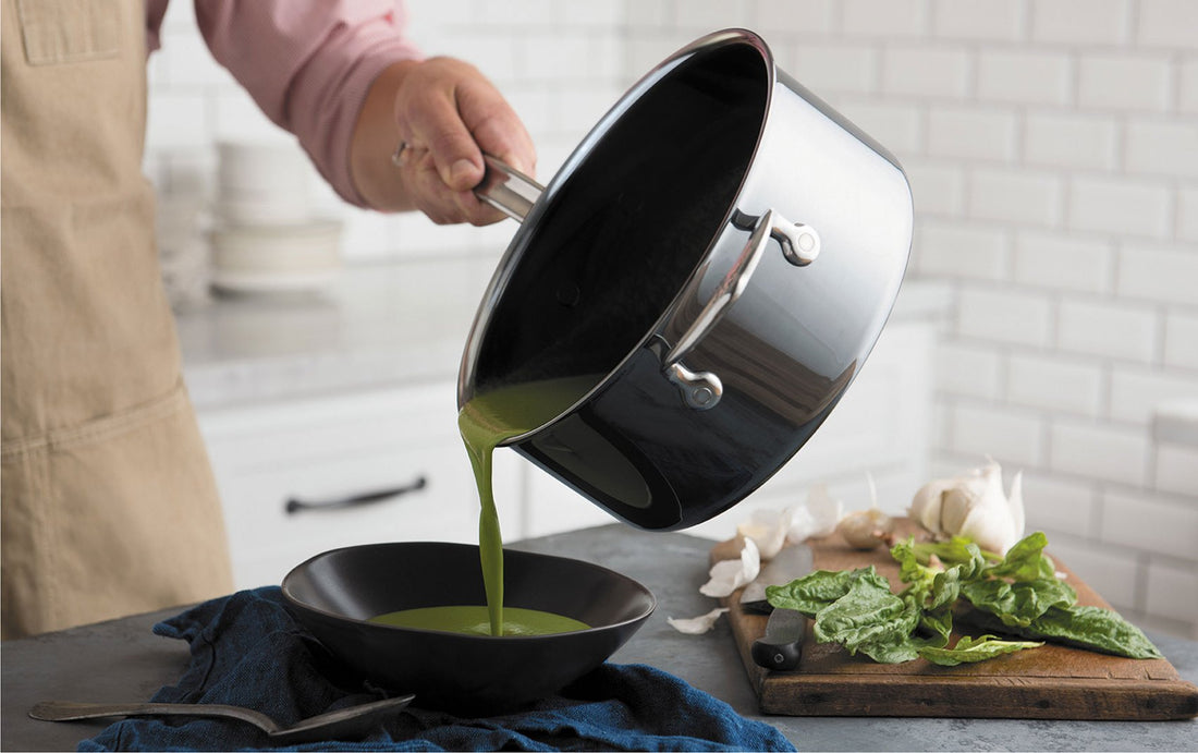 Hestan - 22 cm/4 QT NanoBond Covered Saucepan With Helper Handle - 60025