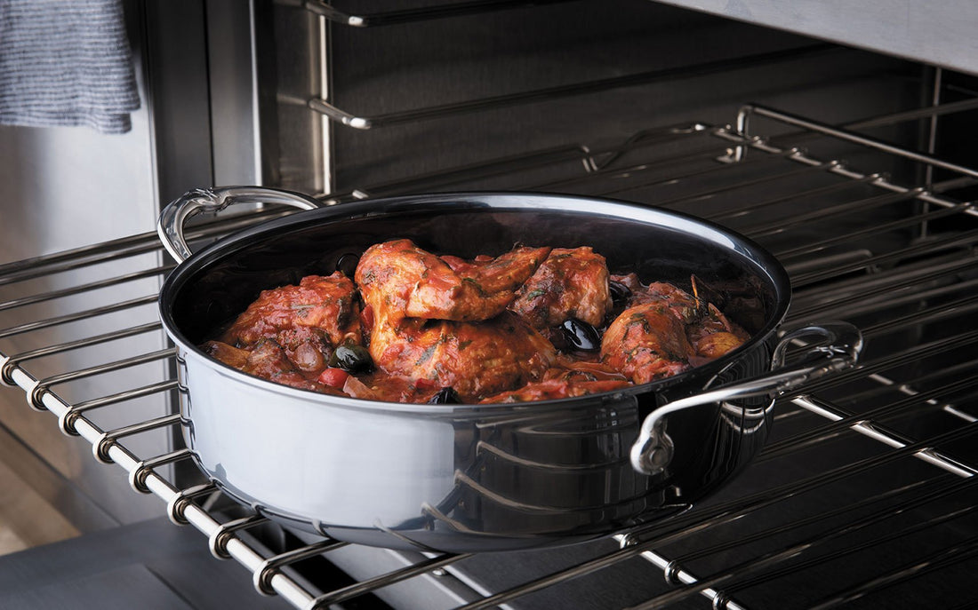 Hestan - 26 cm/3.5 QT Nano Bond Covered Sauteuse - 60027
