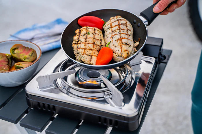 Iwatani - 12000 BTU Fore Winds Portable Butane Stove - FW-SS01