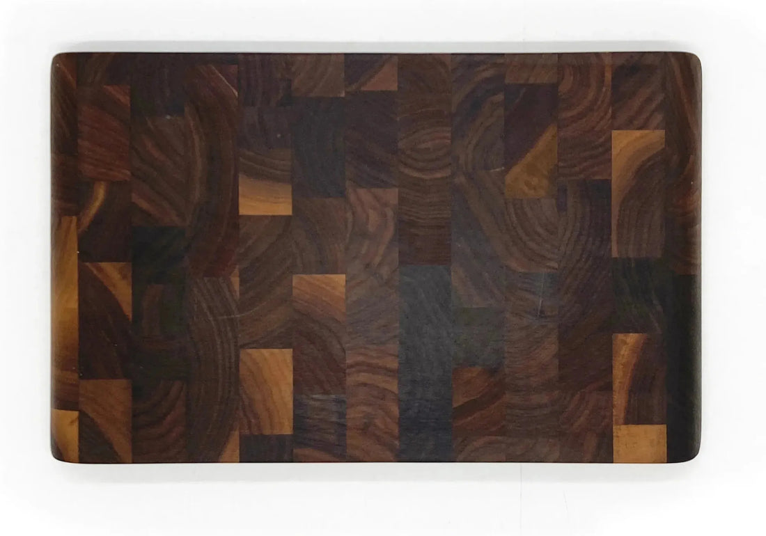 J.K. Adams - 20" x 12" Infinity Edge End Grain Walnut Board - IE-2012-W