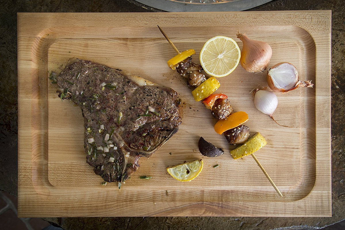John Boos - 18" x 12" x 1.5" Professional Collection Maple BBQ Cutting Board - BBQBD