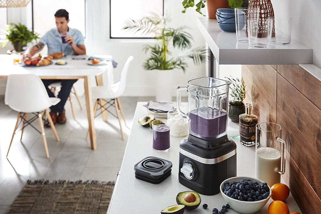 KitchenAid - 1.4 L K150 Matte Black 3 Speed Ice Crushing Blender with 2 Personal Blender Jars - KSB1332BM