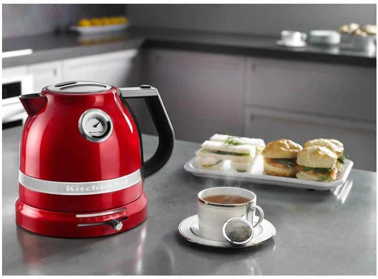 KitchenAid - 1.5 L Pro Line Series Candy Apple Red Electric Kettle - KEK1522CA
