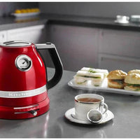 KitchenAid - 1.5 L Pro Line Series Candy Apple Red Electric Kettle - KEK1522CA