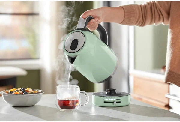 KitchenAid - 1.7 L Pistachio Electric Kettle - KEK1701PT