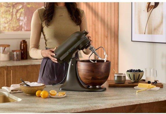 KitchenAid - 5 QT 2024 Design Series Evergreen Tilt-Head Stand Mixer - KSM180WSEG