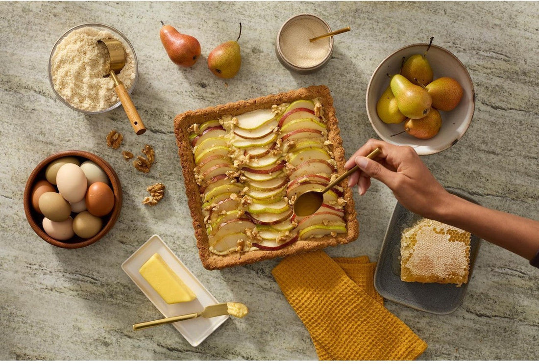 KitchenAid - 5 QT 2024 Design Series Evergreen Tilt-Head Stand Mixer - KSM180WSEG