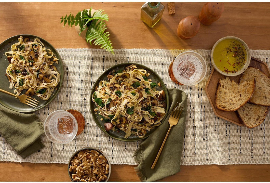 KitchenAid - 5 QT 2024 Design Series Evergreen Tilt-Head Stand Mixer - KSM180WSEG